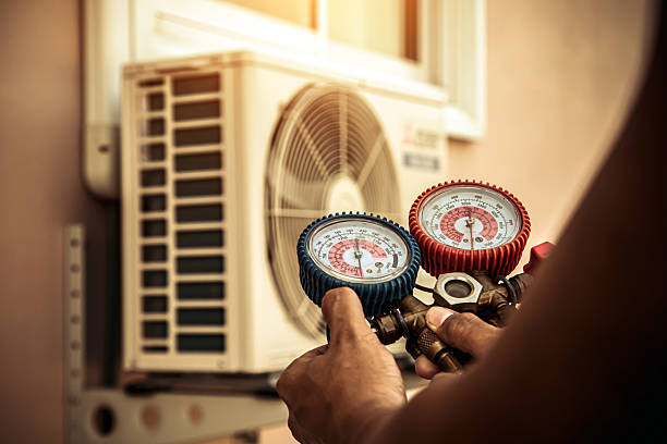 Professional Ac Installation technician working in Arlington, NY